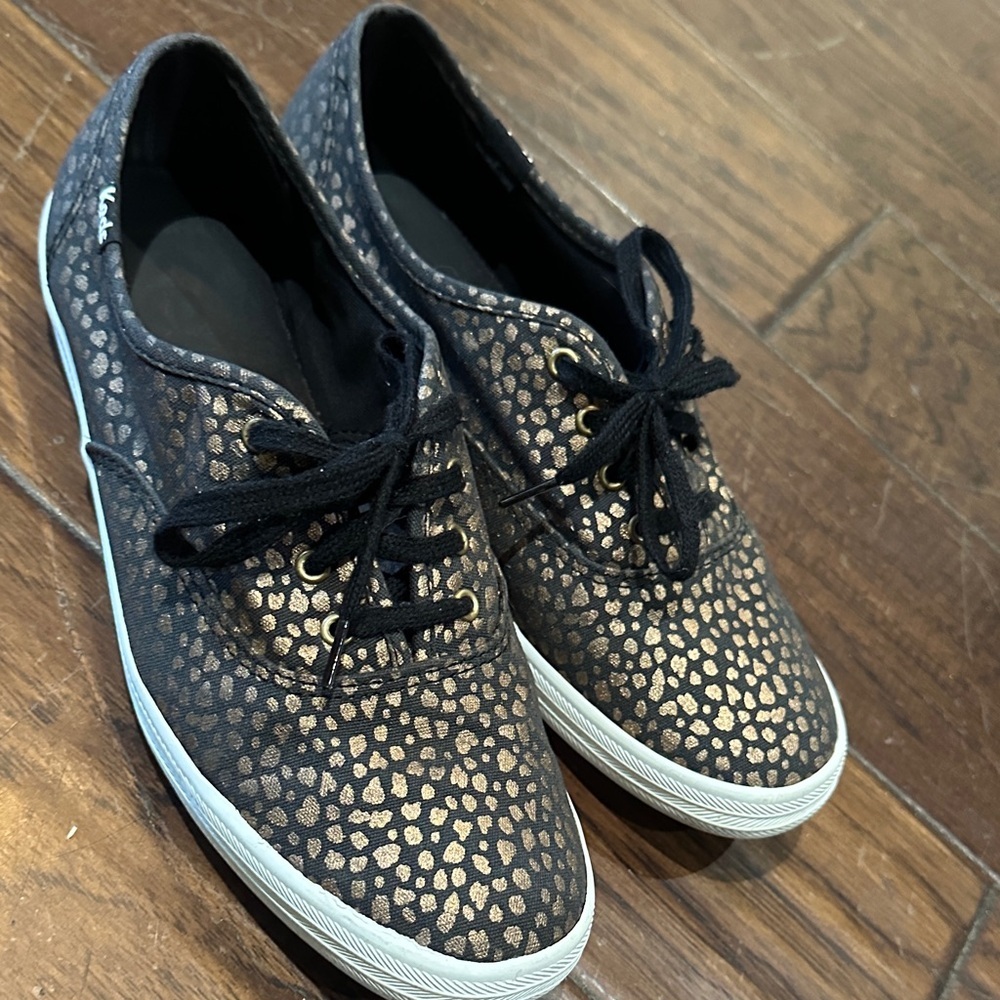 Keds Women's Black and Gold Patterned Sneakers